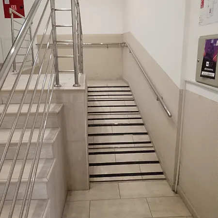 Alacaster G Free Parking Novi Sad