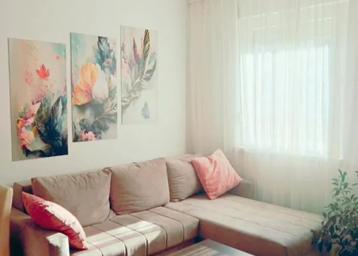 Alacaster G Free Parking شقة