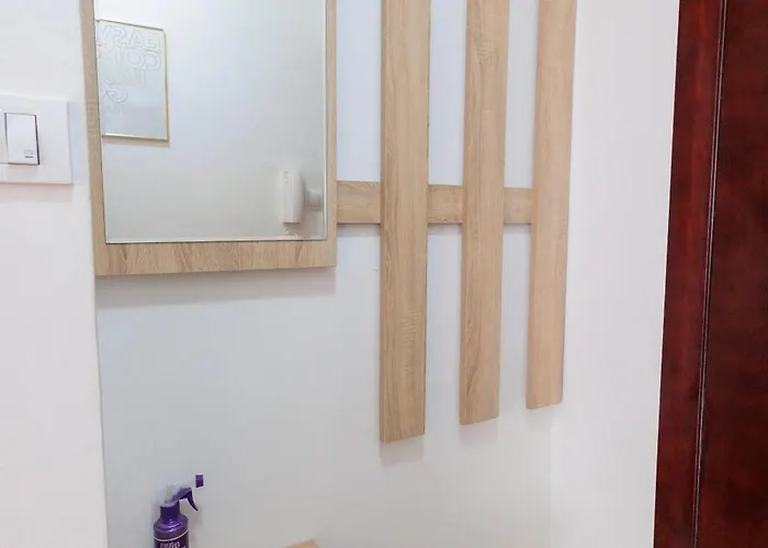 Alacaster G Free Parking شقة