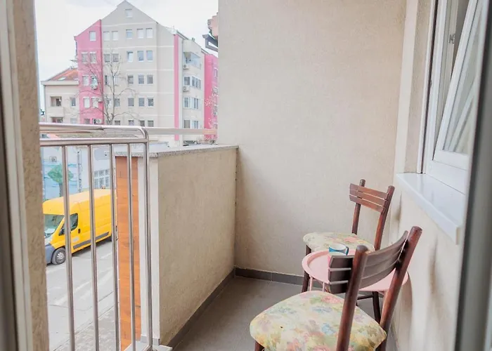 Alacaster G Free Parking شقة